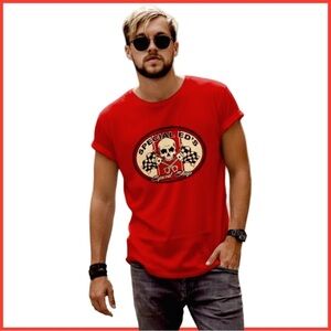 Gildan Red Graphic T-Shirt for Men. Large